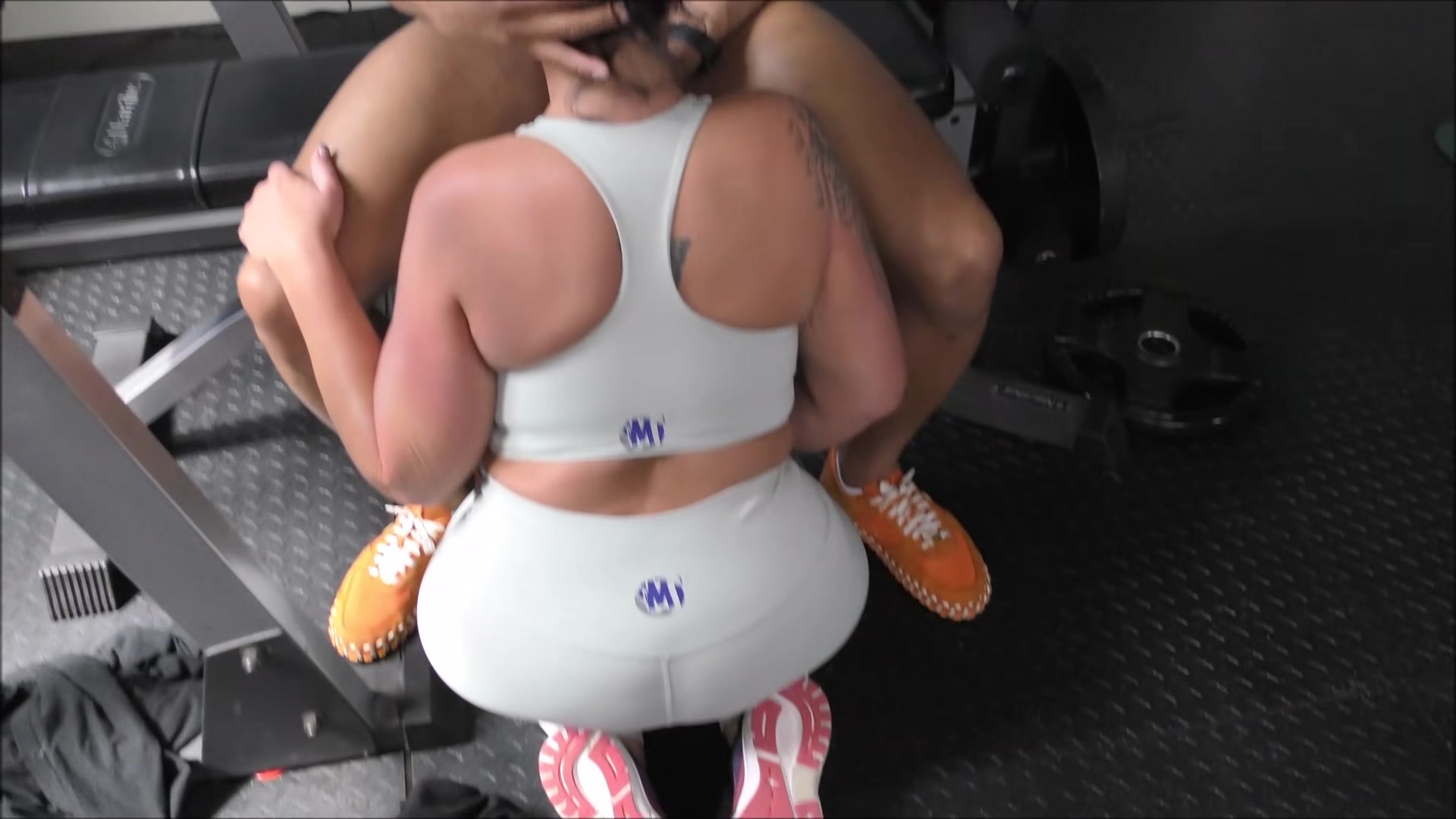 Squirting Pawg Milf My Stepsons Friend From College