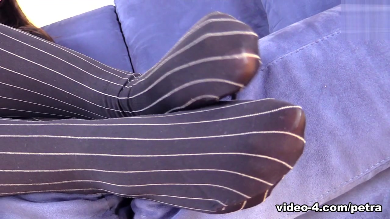 PetraFeet Video: Collant Gessati
