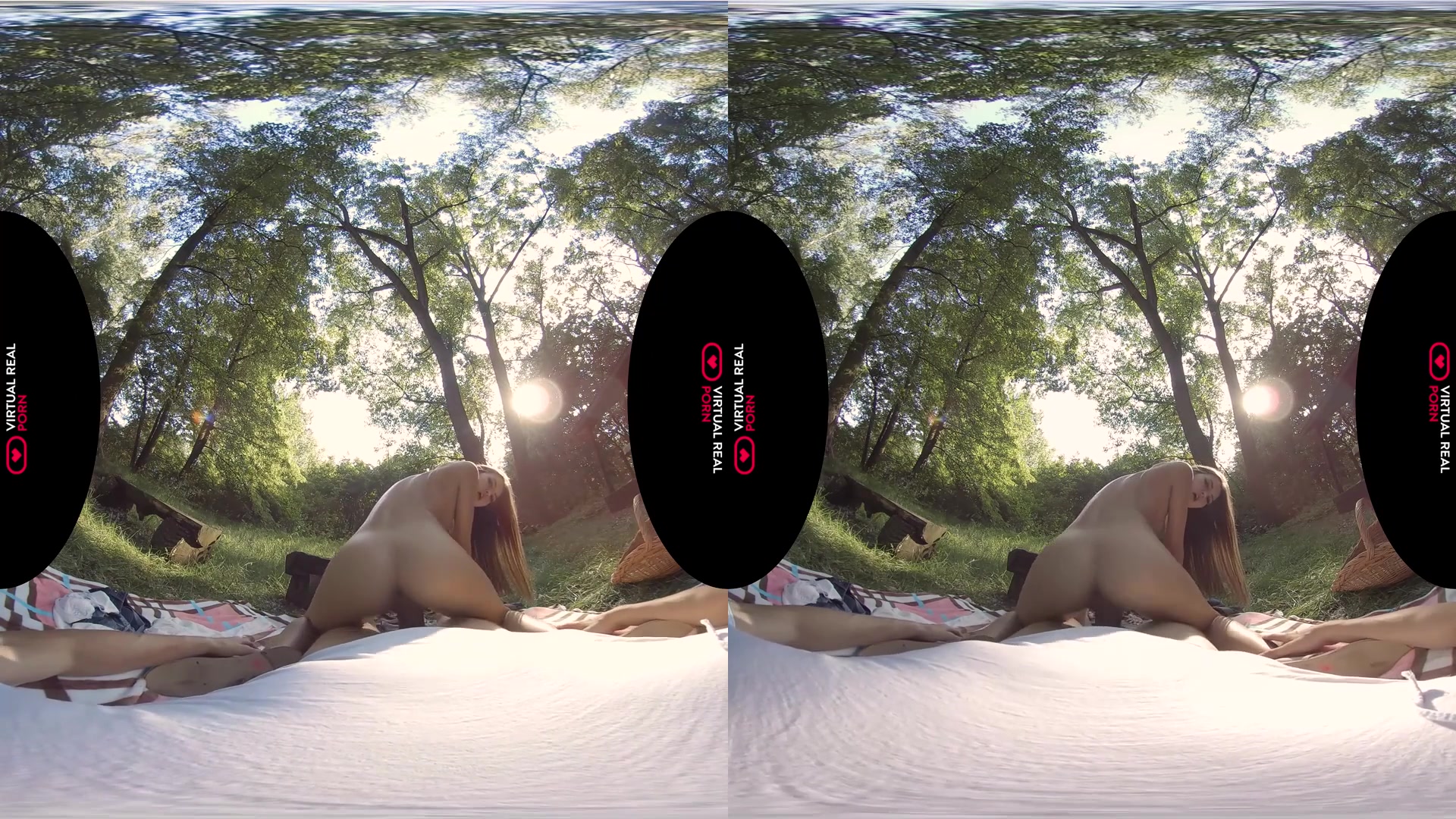 Au Naturel - VirtualRealPorn