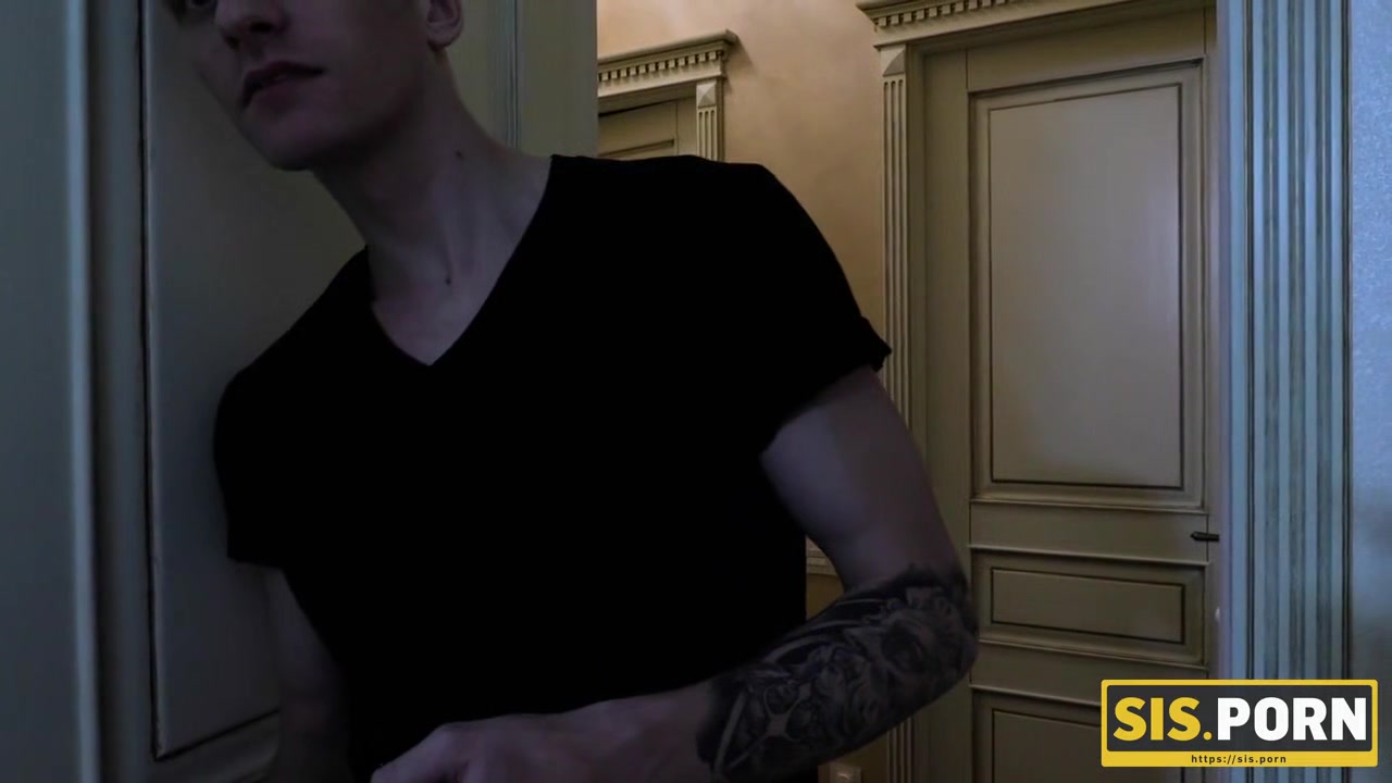 SIS.PORN. Boy doesnt mind satisfying good-looking stepsisters pussy