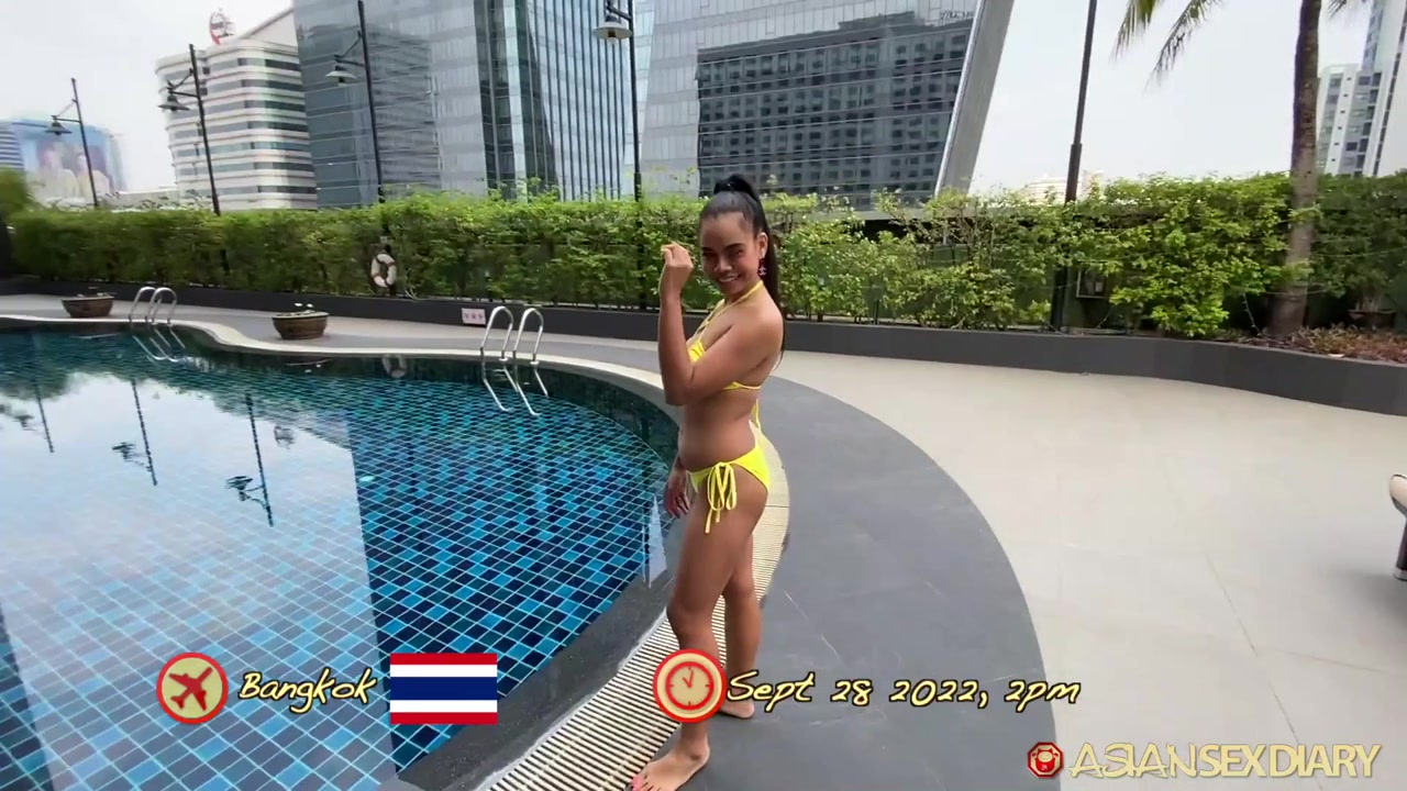 Pool Sex Porn With Sexy Thai Babe Barbie C On Asian Sex Diary