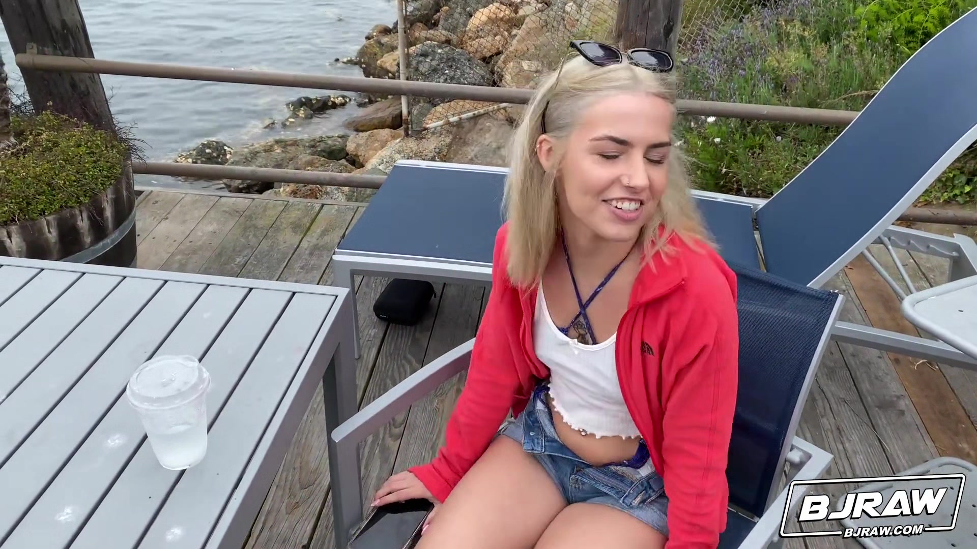 Chanel Opens Up For A Hot Load - BJRaw
