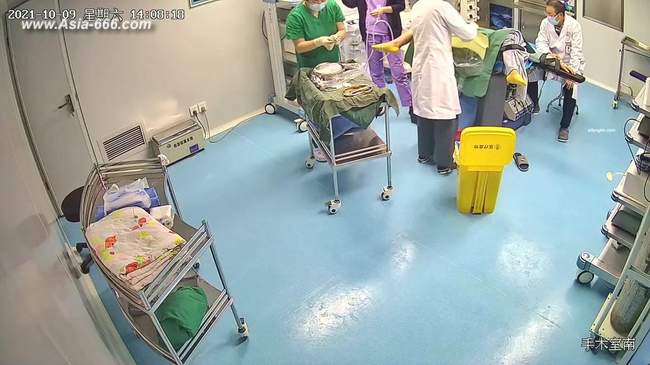 Peeping Hospital patient.13