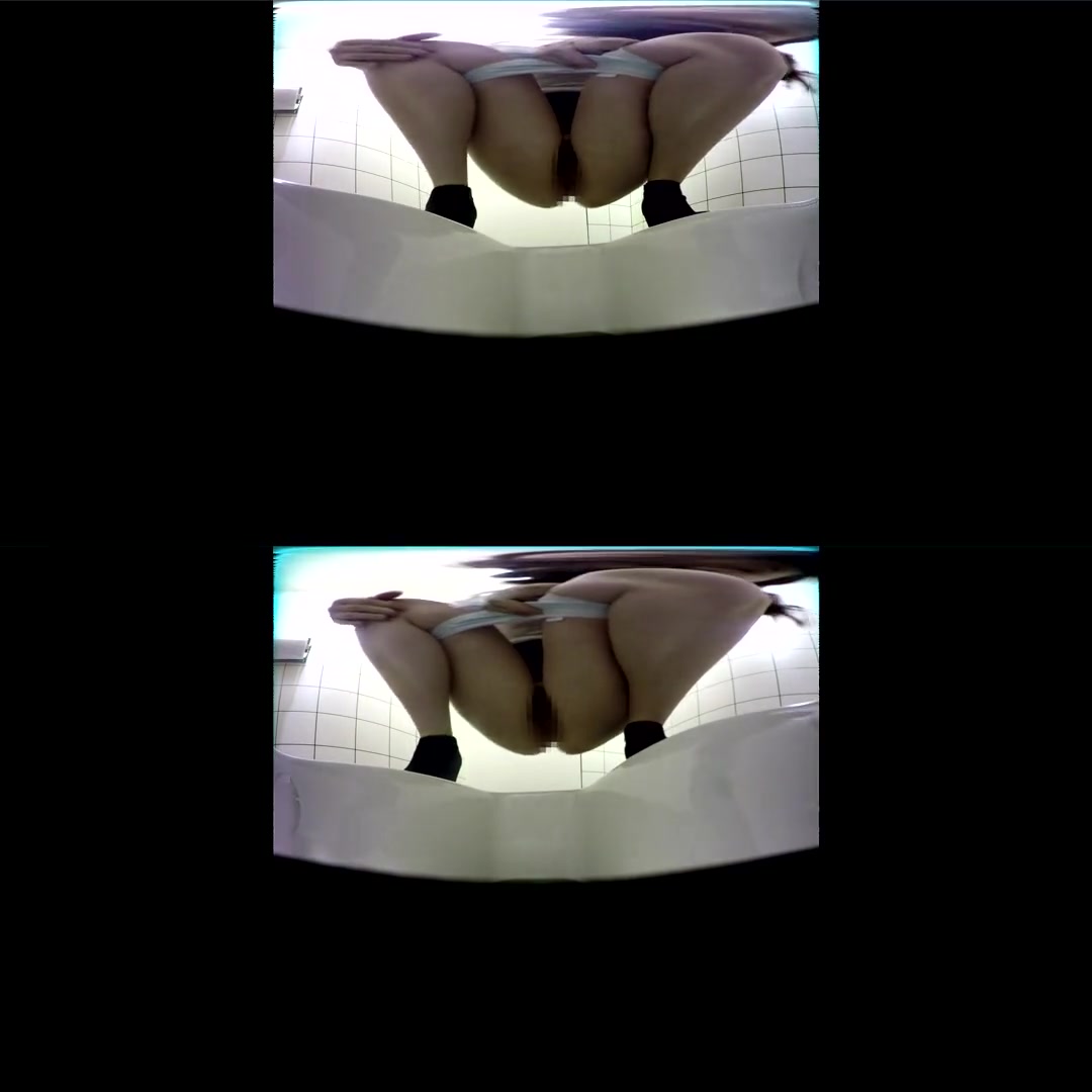 Public Toilet Urination - PetersPrimoVR