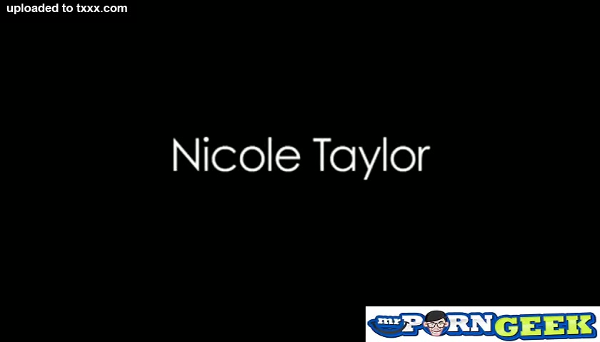 Amateur Nicole Taylor