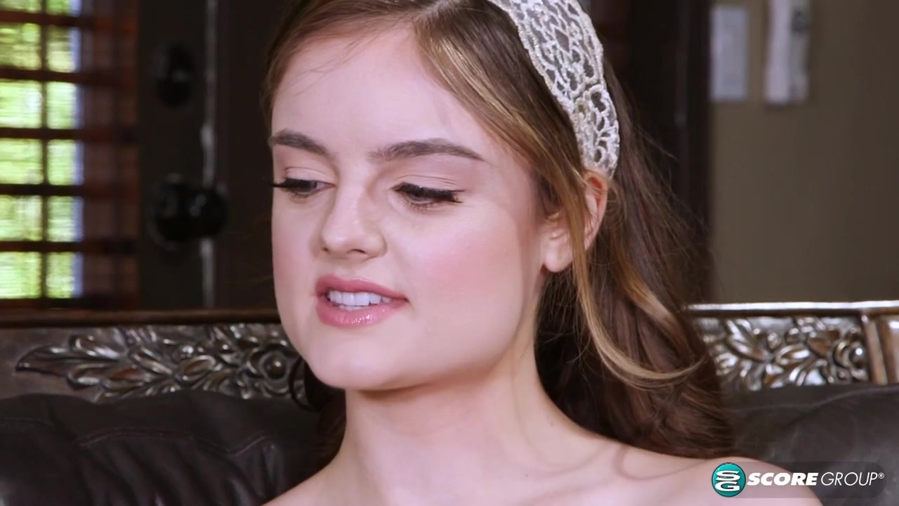 Help Her Cum - NaughtyMag