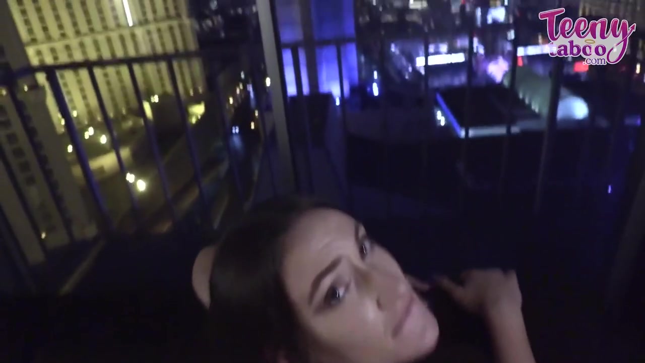 Everly Haze - Naughty Babe Pussy Fucks Her Horny Step Dad And Gets His Creamy Load!