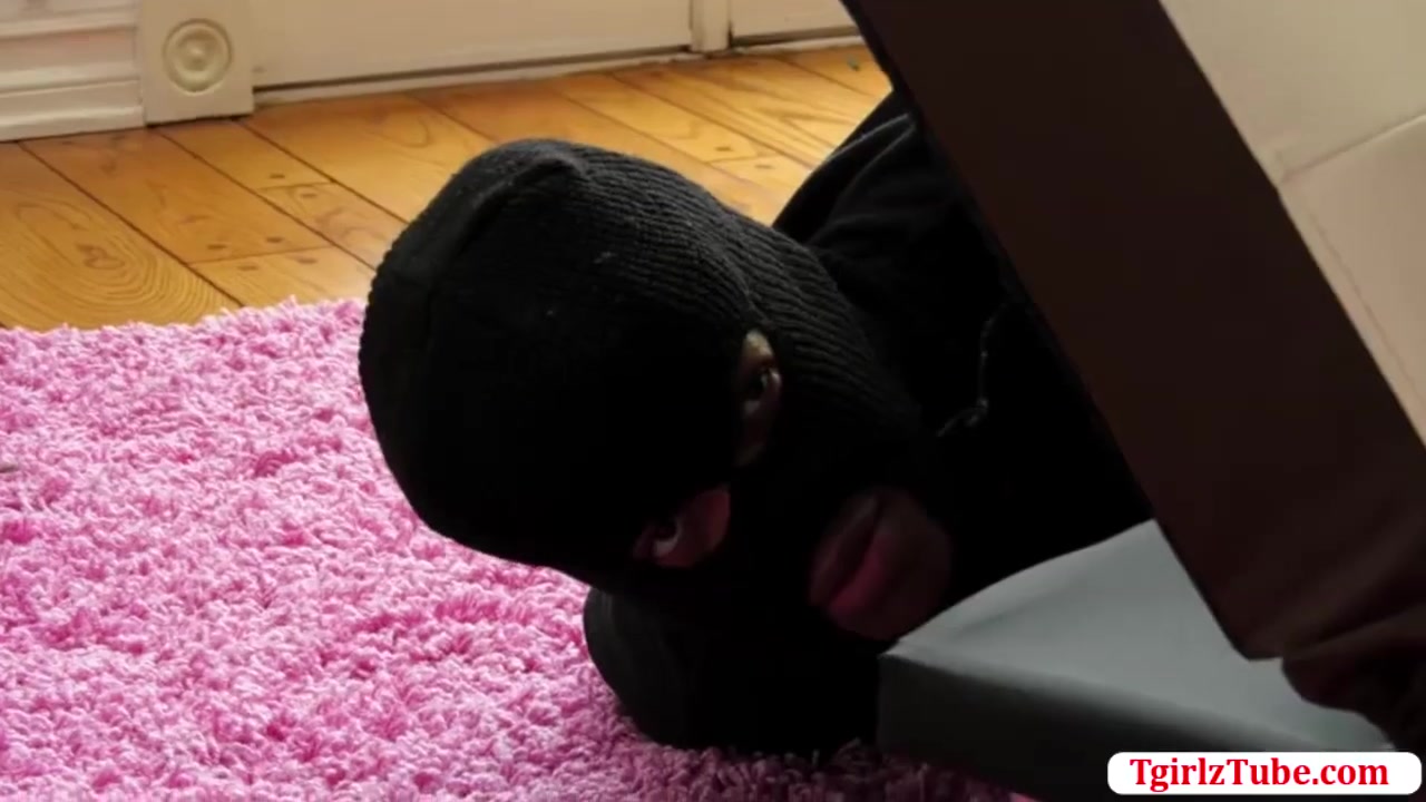 Transbabelena Moon Does Interracial With Random Guys Bl