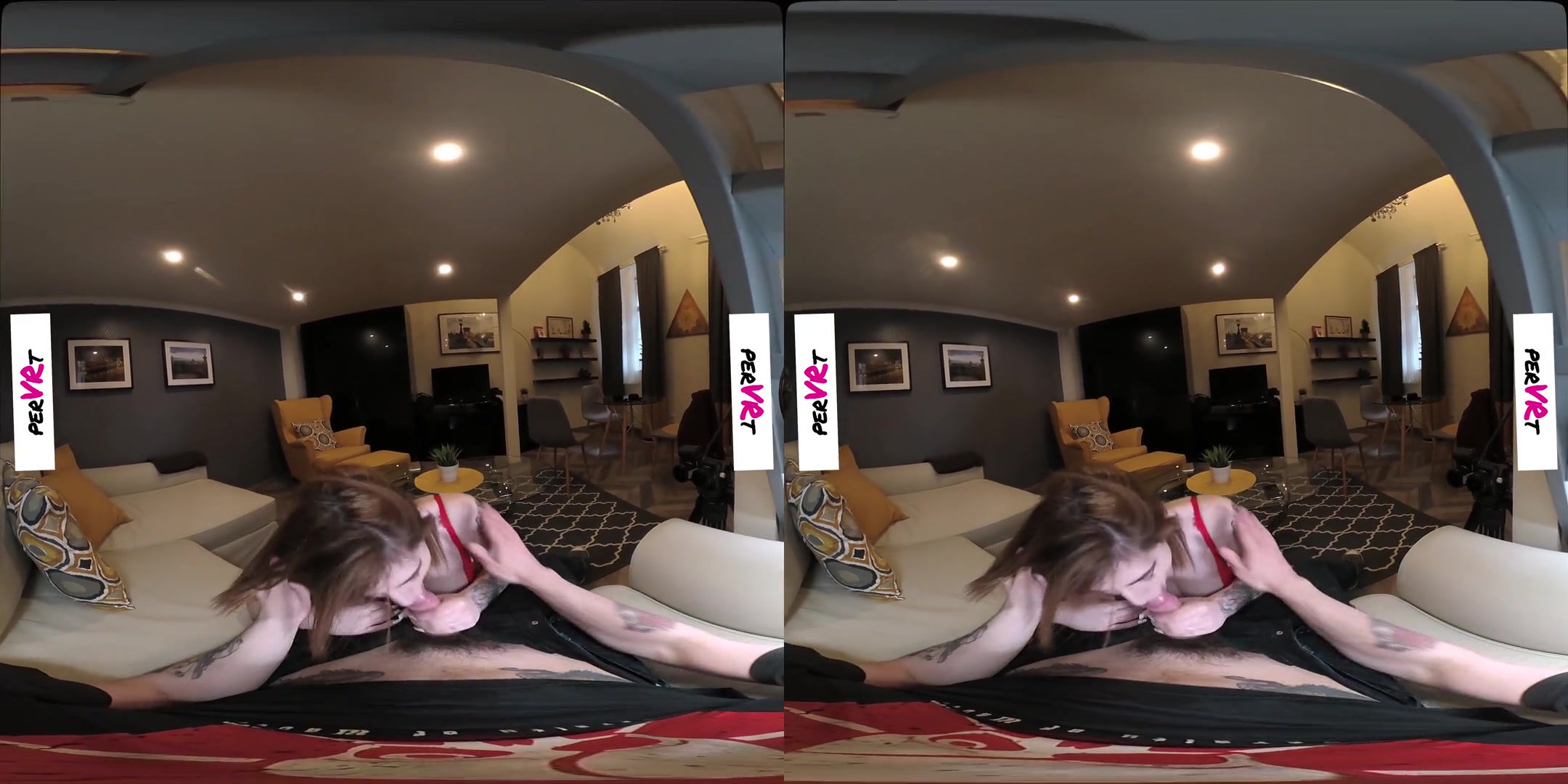 Laura Dickens in Busty 18 Tit/Blowjob - perVRt