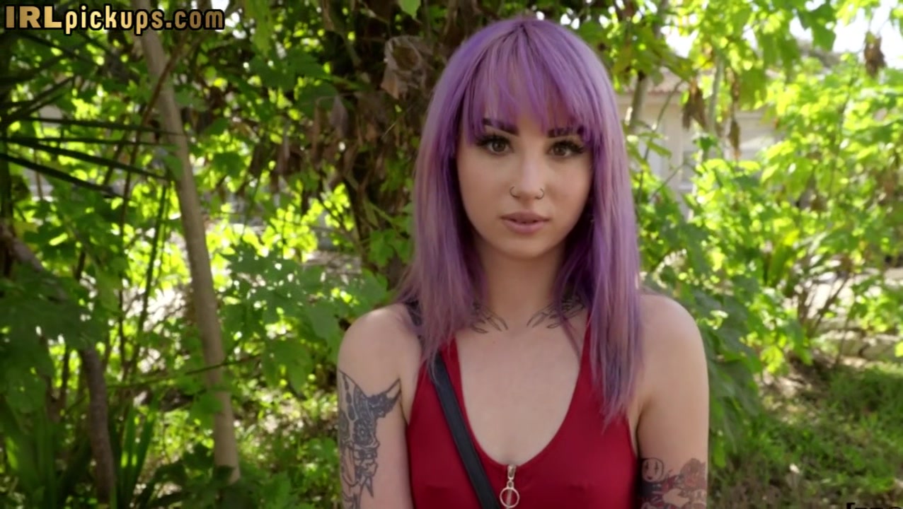 Pickedup purplehaired 19yo fucked in missionary POV for cash