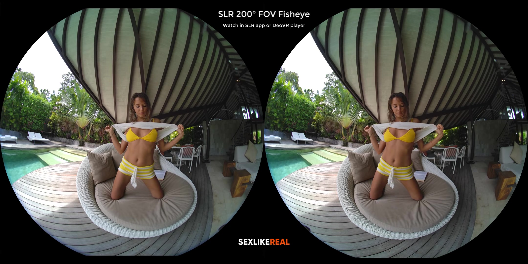 Bikini Bookworm - StasyQVR