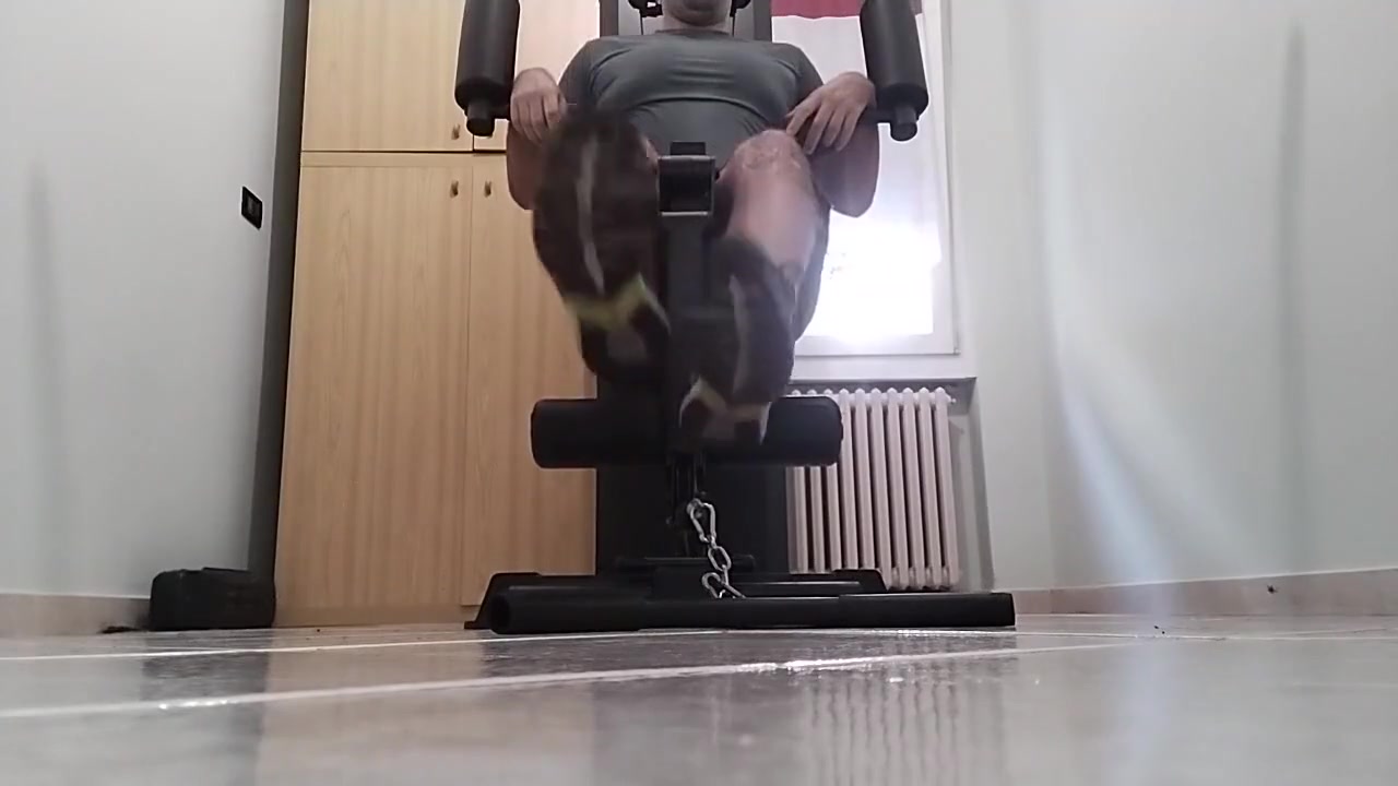 My Very Big And Sweaty Feet Durin Gym