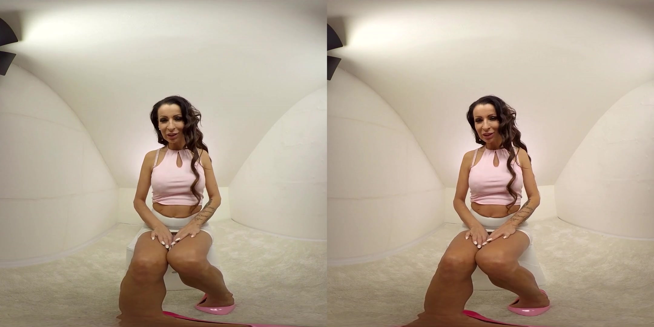 Valentina Sierra in MILF Valentina Sierra Fisting - BravoModelsMedia