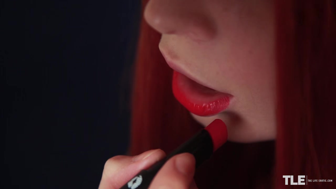 Beautiful Smoke - Maria Rubio - TheLifeErotic