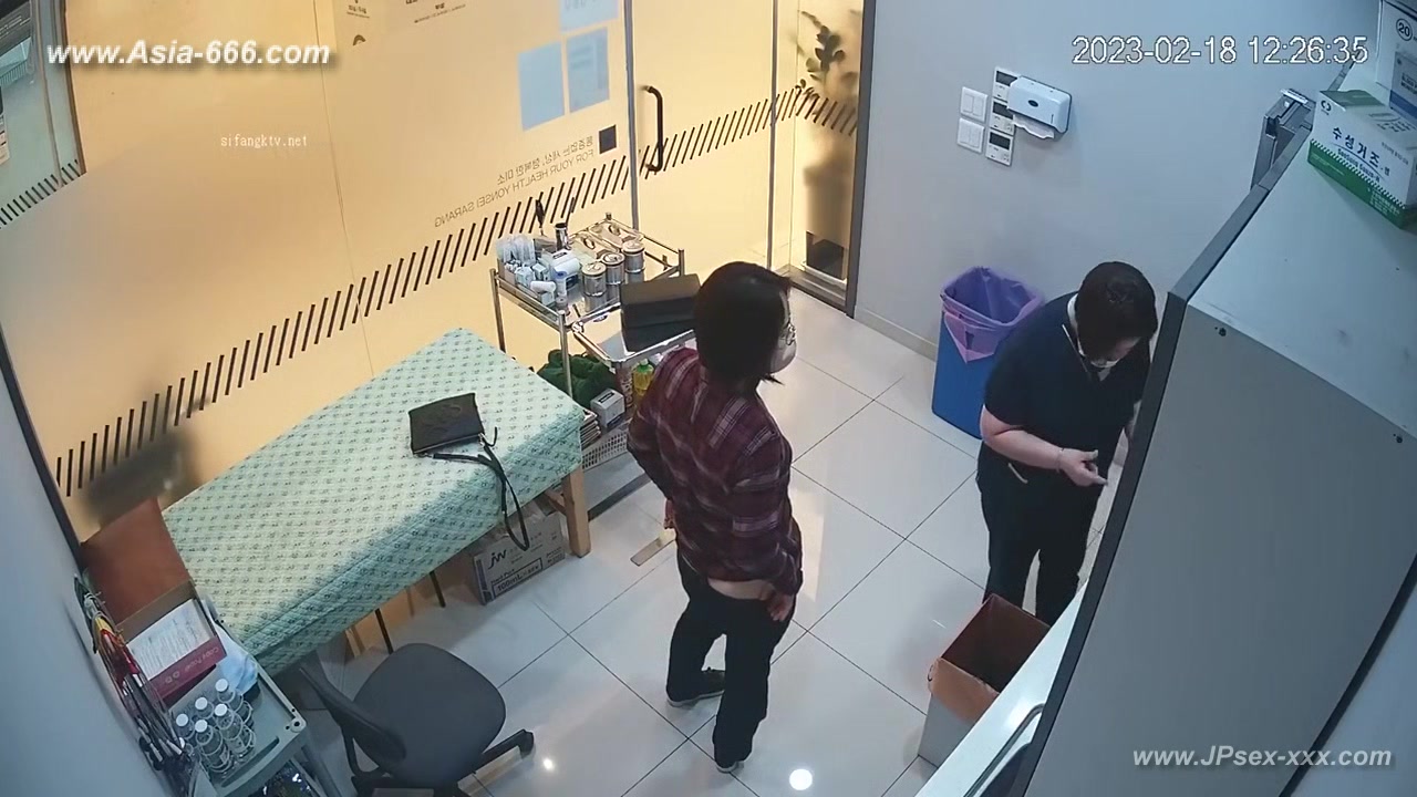 Peeping Hospital patient.28