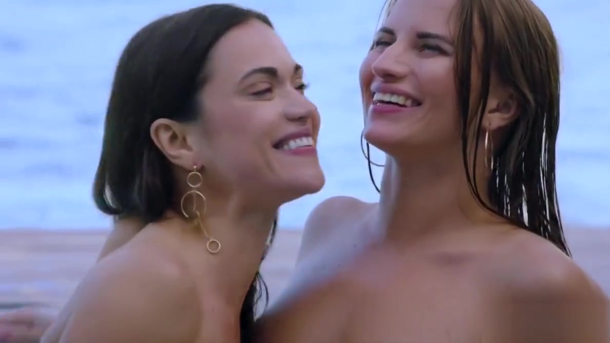 VIXEN Two Best Friends On Vacation Sneak Into DJs House