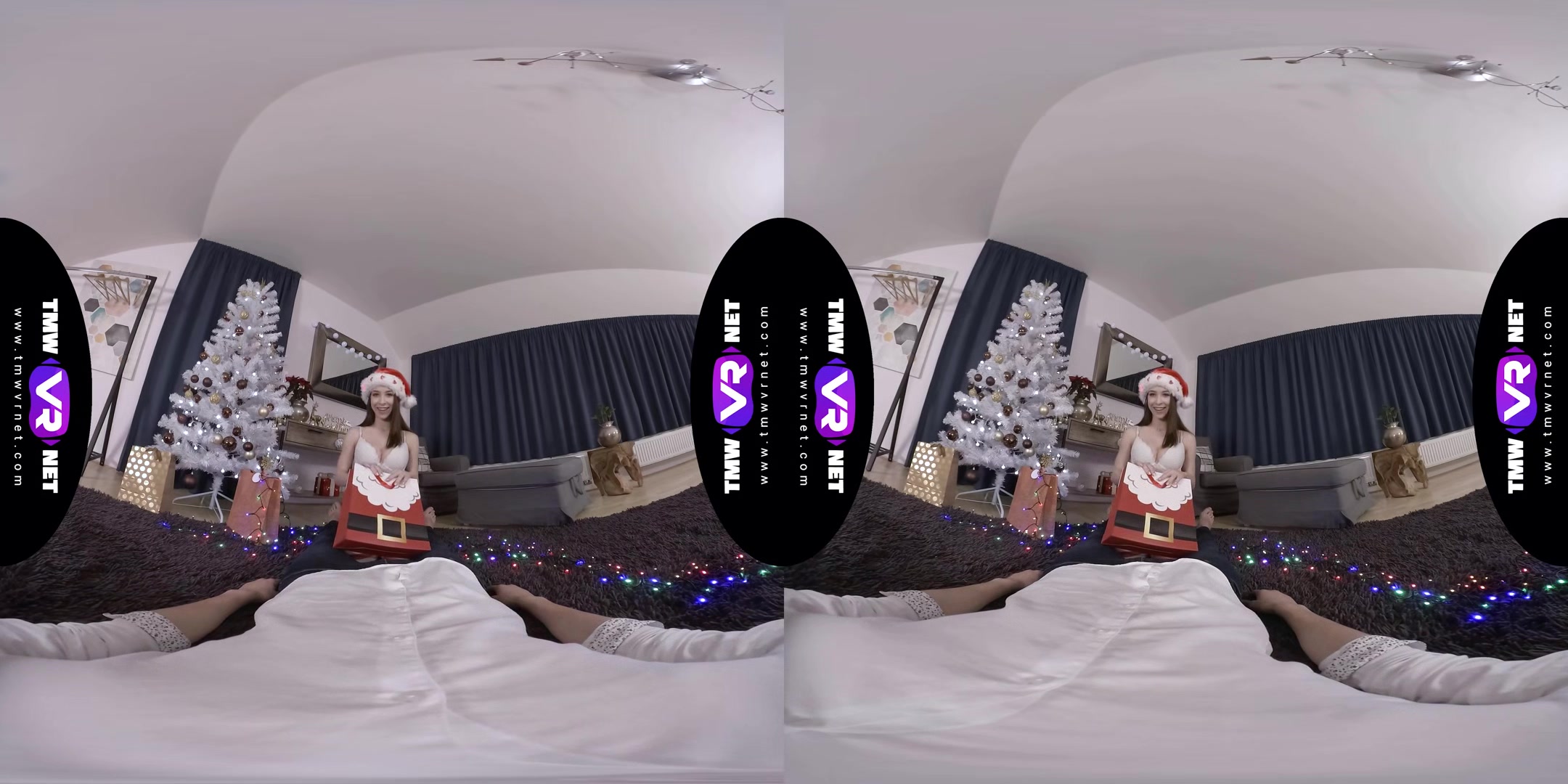 Deep Reward For Giving Her The Right Present - Petite Teen Riding