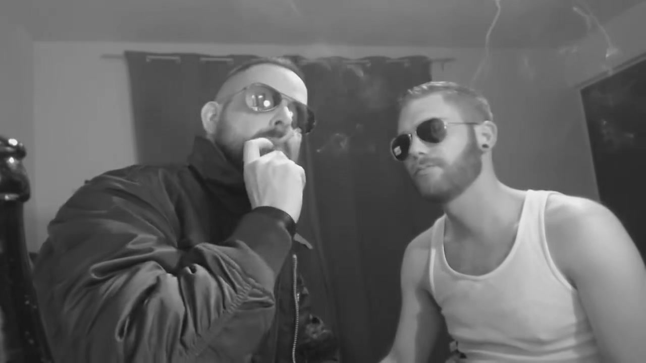 German proll smoke kissing