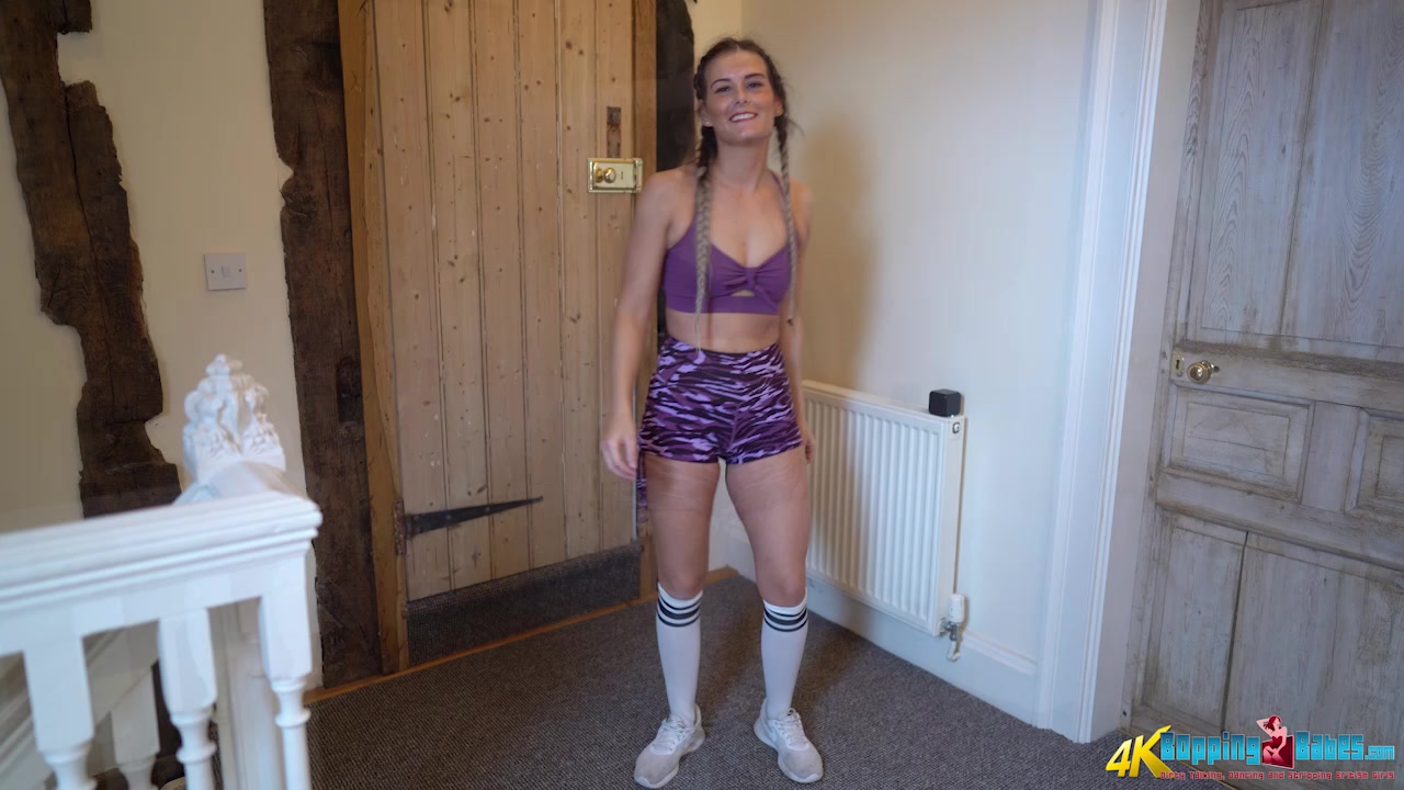 Louise T - I've Got Moves - BoppingBabes