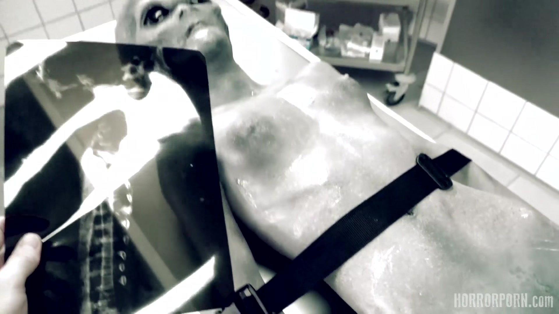 HORRORPORN - Roswell UFO