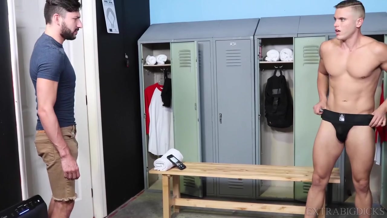 Giovanni Rosa And Scott Demarco - Kissing In The Locker Room, Twinks Style