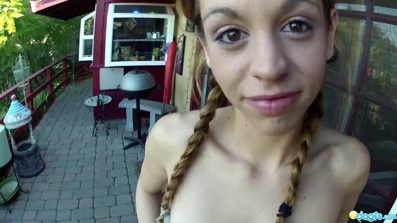 His Emo Girlfriend Enjoys The Balcon And Gives Him A Juicy Blowjob - RealEmoExposed