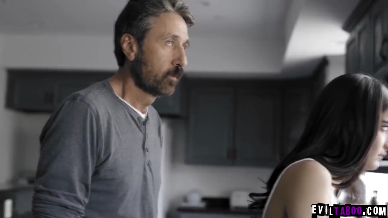 Whaaaam This Is Some Serious Step dad Vs Dauhter Spanking - Steve Holmes