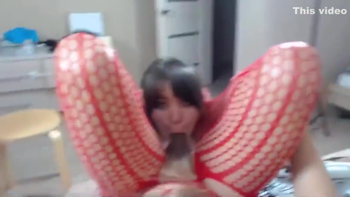Sultry Girl sucks off thick TransGirl dick