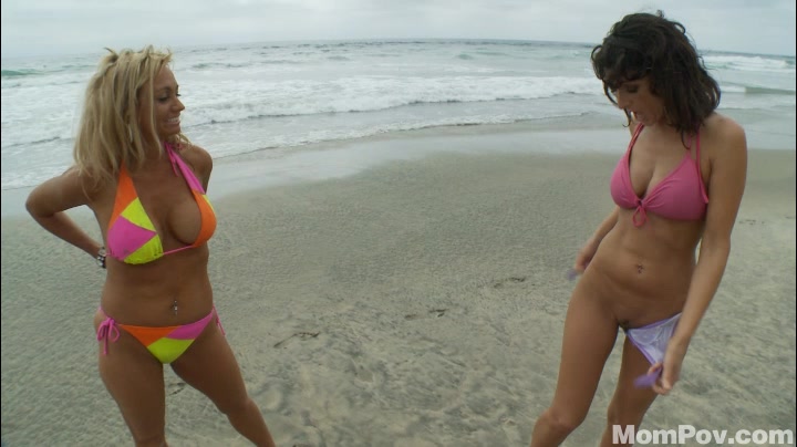 Hot lesbian milfs show their big tits in hd porn video