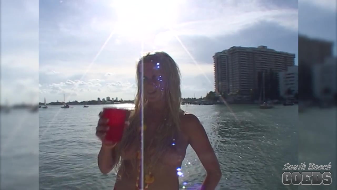 Party Girl Crazy Blacked Out Partying in Miami (you have to see to believe) - SouthBeachCoeds