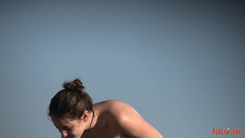 Hottie 18 #38 - BeachJerk
