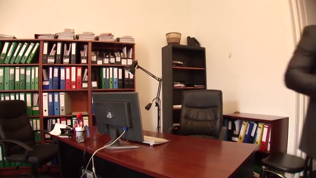 Blonde Babe Fucking Her Boss In The Office (My Boss Is A Bitch_04)