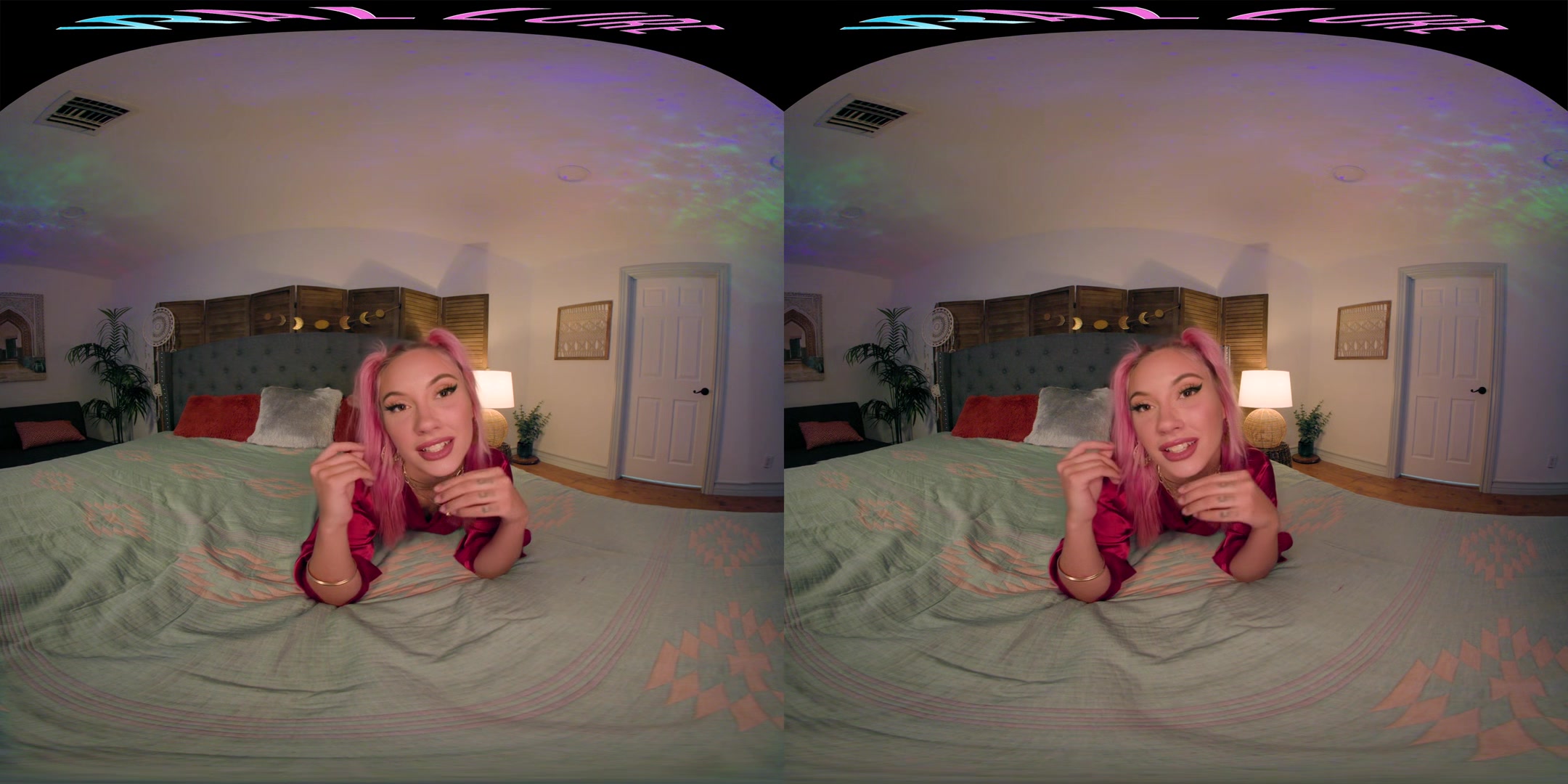 Pink haired babe rides her favorite toy in VR
