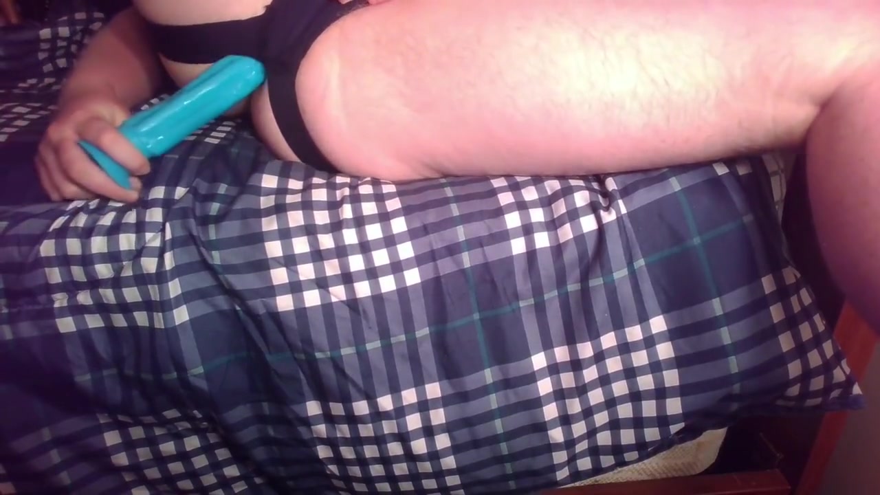 Still At The Parents Masturbates With His Dildo And Plug - Johnny Ryder