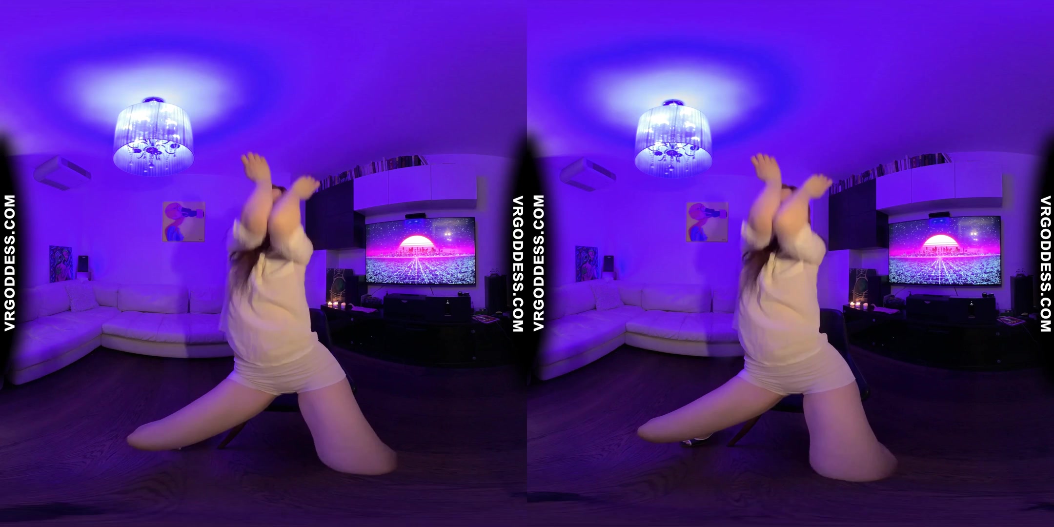 Late Night Striptease Dancer Lea Deep Glass Dildo Masturbation