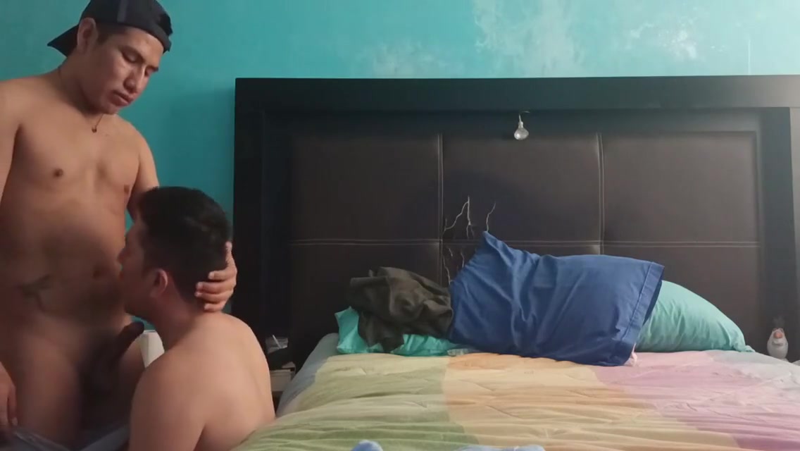 Gay Porn - Chavo Le Da Verga A Madurito 14 Min