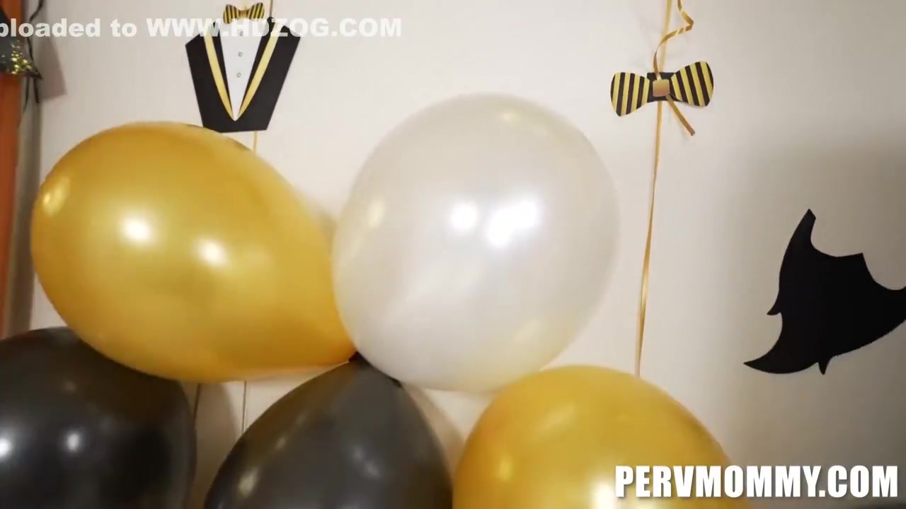 Lilian Stone And Austin Pierce - Feeling Good On New Years Eve