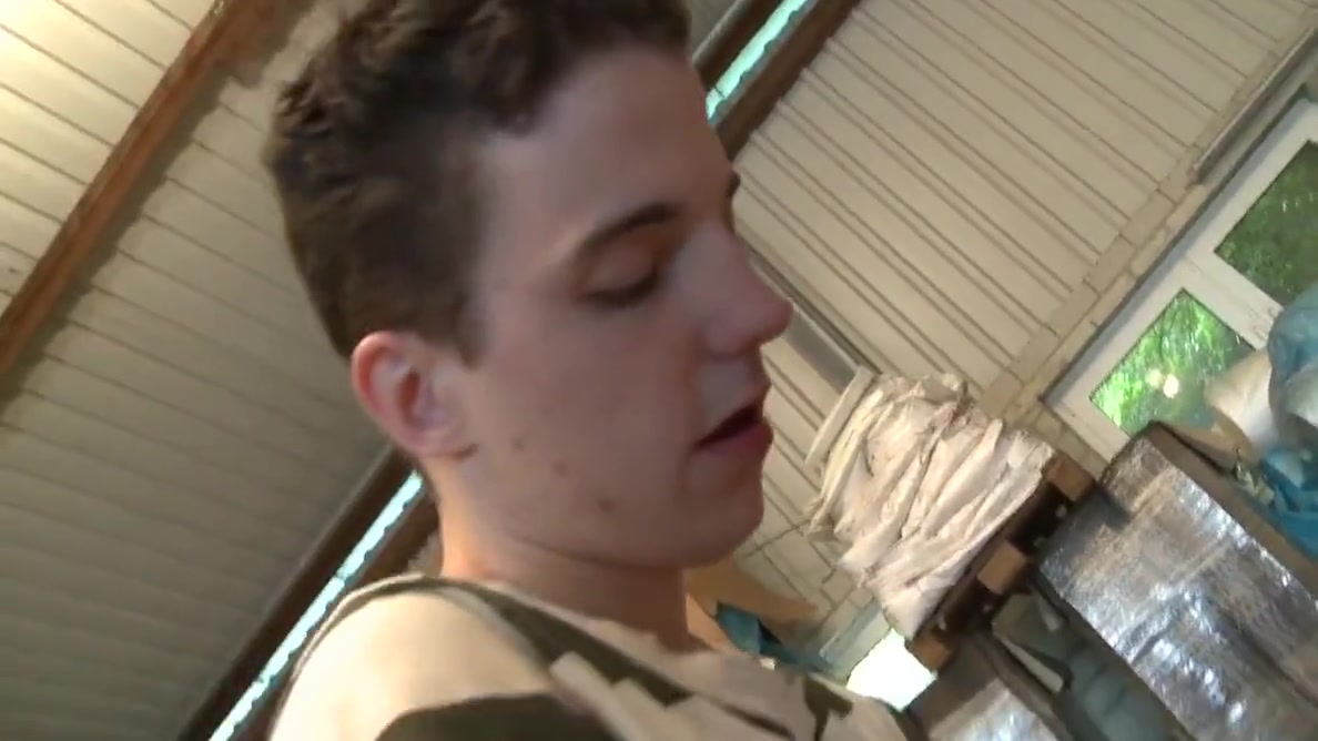 German Skater Guy Into Fist And Cum