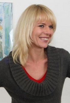 Watch Anna Lena videos