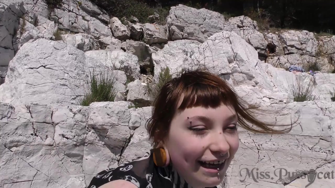 Lollipop Pussy Sucking How Many Licks Does It Take To Get To The Middle Of Miss Pussycats Pussy