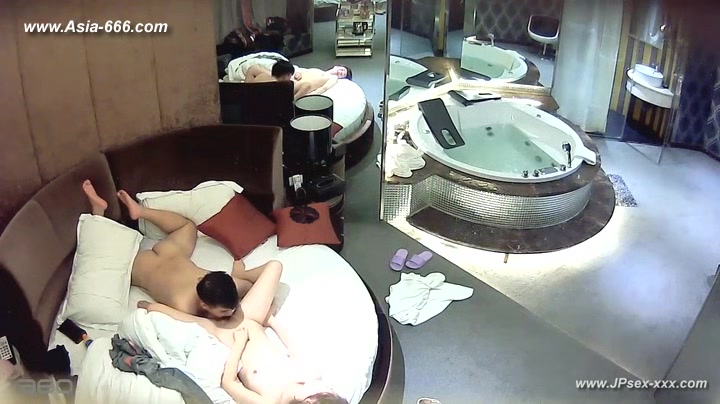 Hackers use the camera to remote monitoring of a lover's home life.408