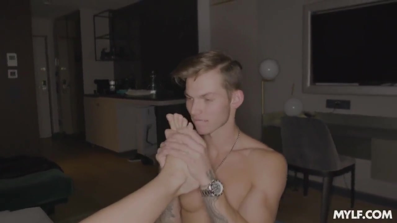 Mylfafterdark Midnight Milf - Kira Queen