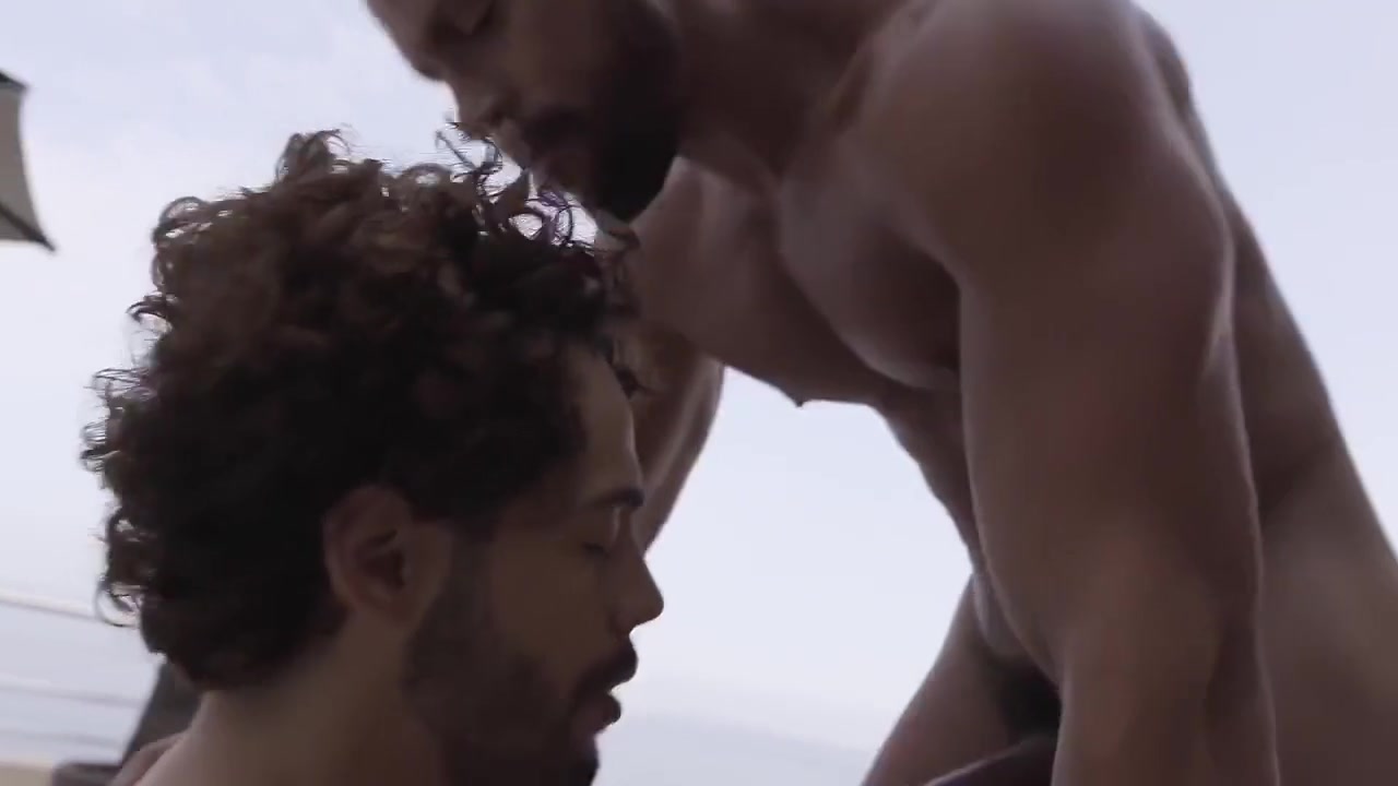 Action In The Ass, Harold Lopez, Alle Marin