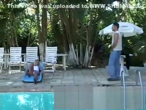 blonde shemale Carolina slamed