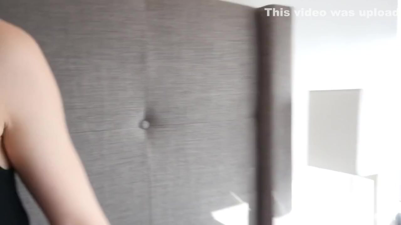 Elsa Jean - Likes To Keep It In The