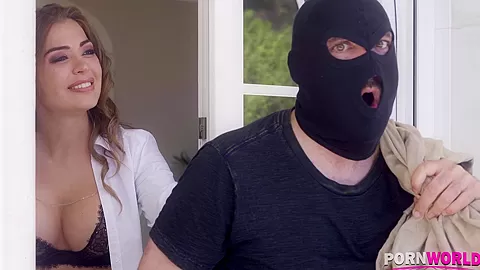 Criminally Hot Pussy Cramming - PornWorld