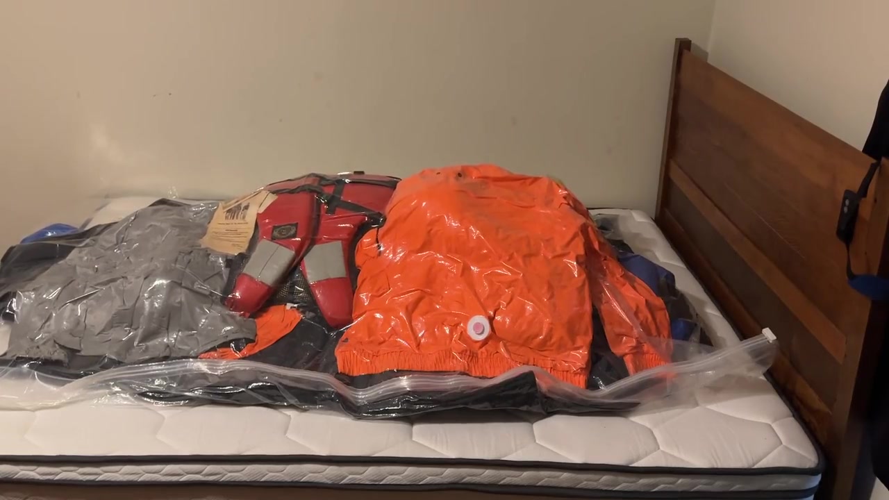 Jul 23 2023 - Vacpacked With Three Lifevests My Sleepingbag And All Of My Thick Puffy Gear