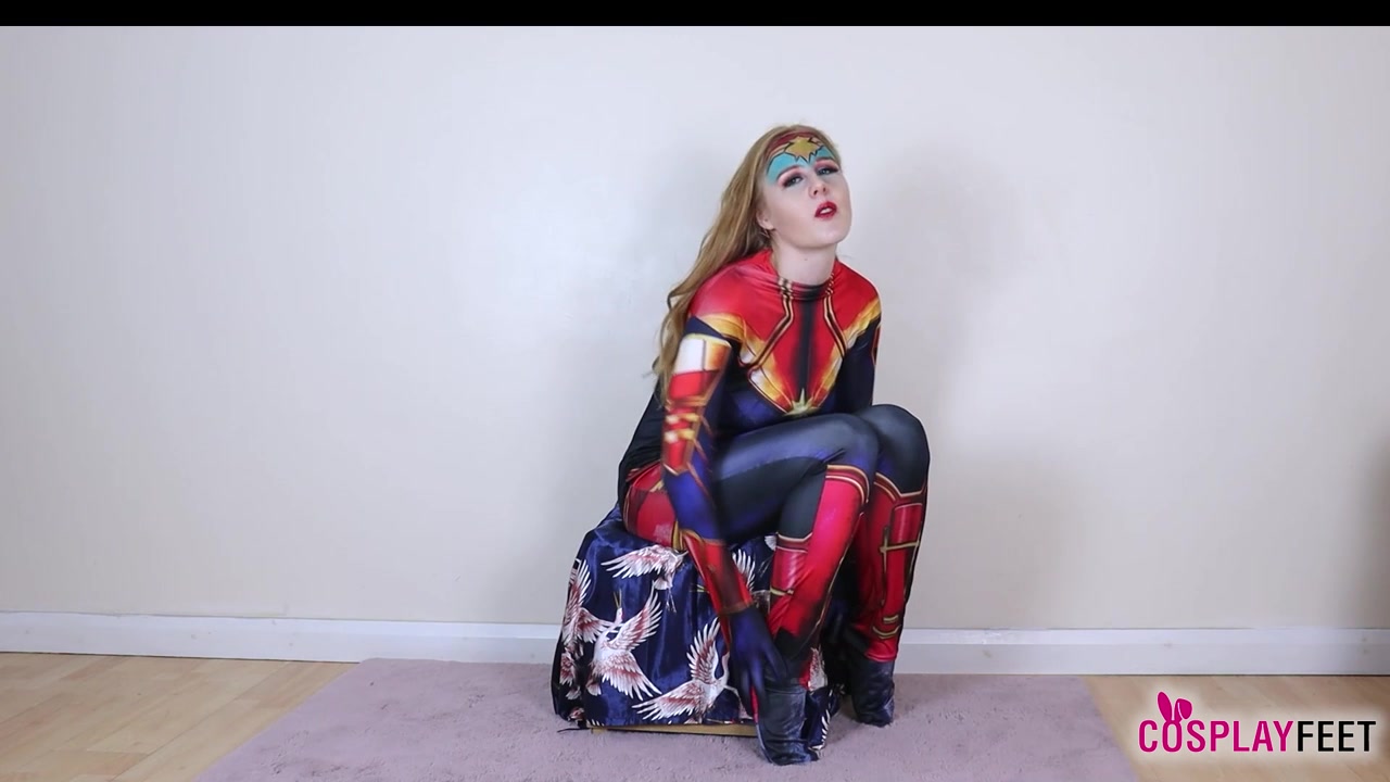 Gorgeous Aurora Phoenix stuns in a sexy Captain Marvel costume
