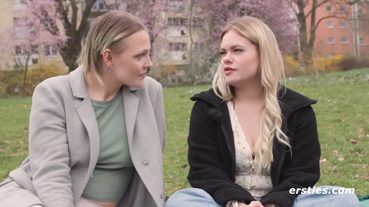 Und Haben Analsex Mit Einem Strapon