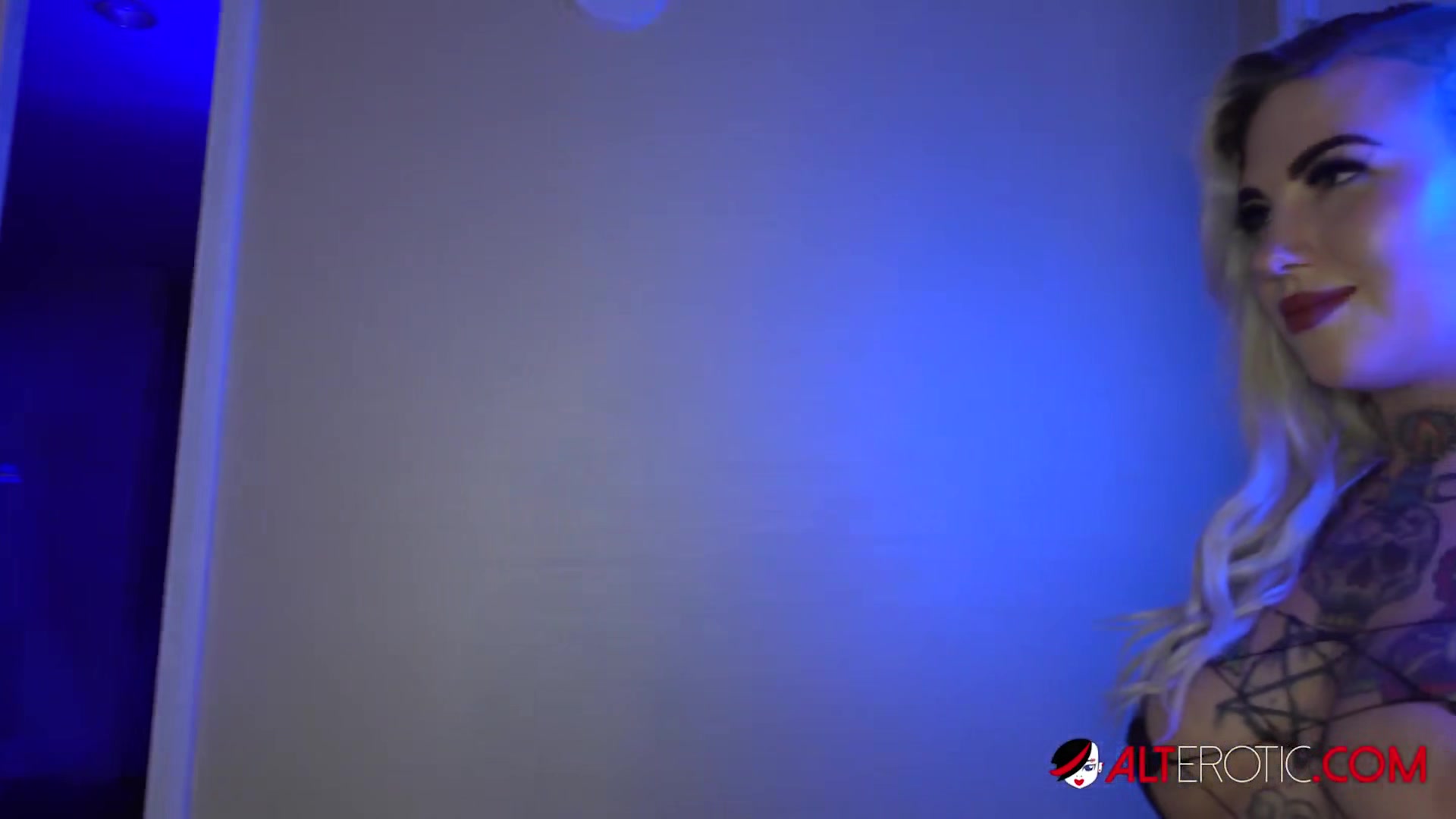 New Alt Starlet Kennedy Rose Gets Fetish Fucking From Musa - AltErotic